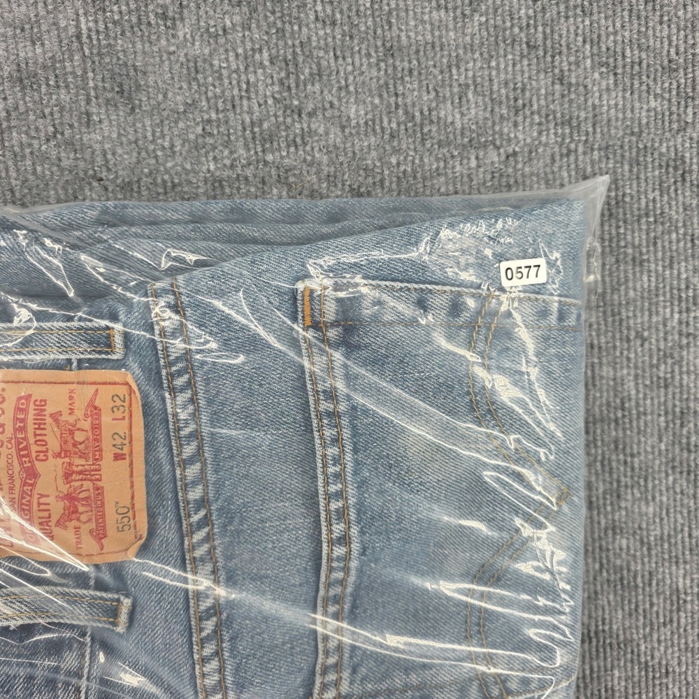 Levis 550 Relaxed Fit Jeans Mens 38x29 Medium Wash Blue Tapered Leg Denim - Picture 8 of 8